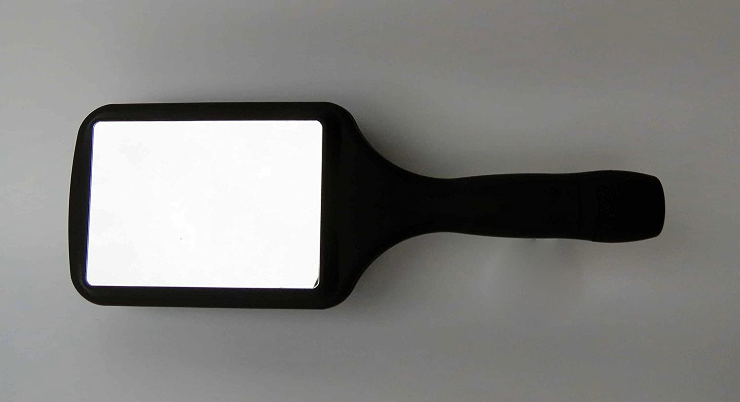 Hidden flask Hairbrush